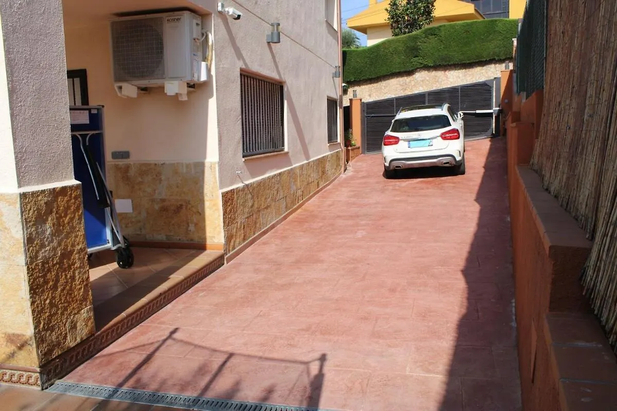 בלאנס Desing House Panorama Beach ספרד